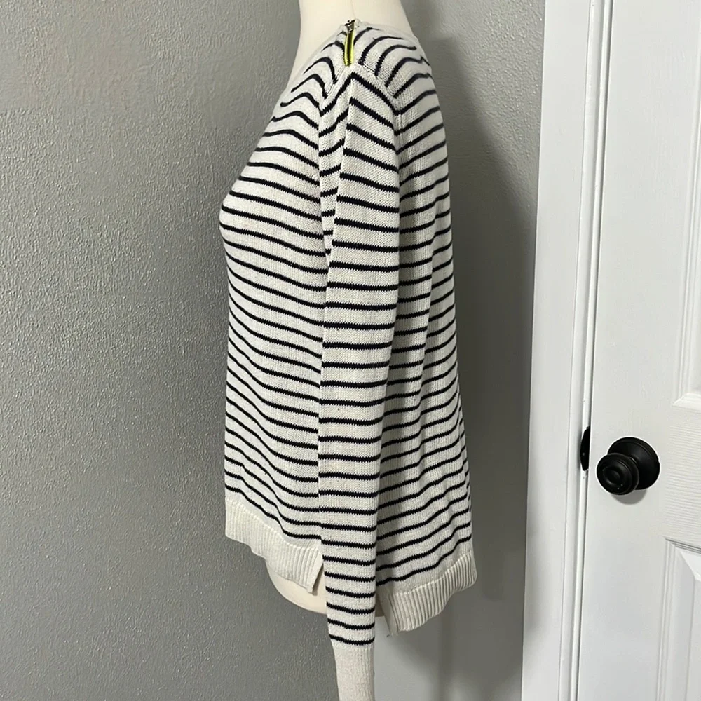 American Eagle Sweater with Zippers - Picture 6 of 12